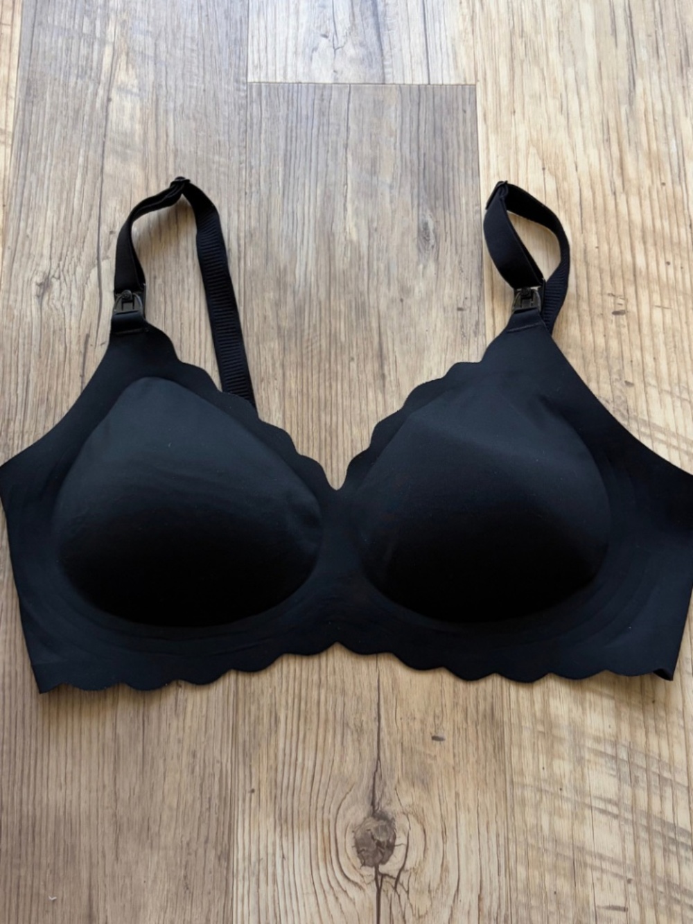 Momcozy Nursing Bras for Breastfeeding, Seamless Maternity Bra Wireless